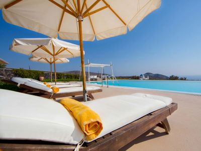 Villa Ammos, in Akrotiri, Santorini