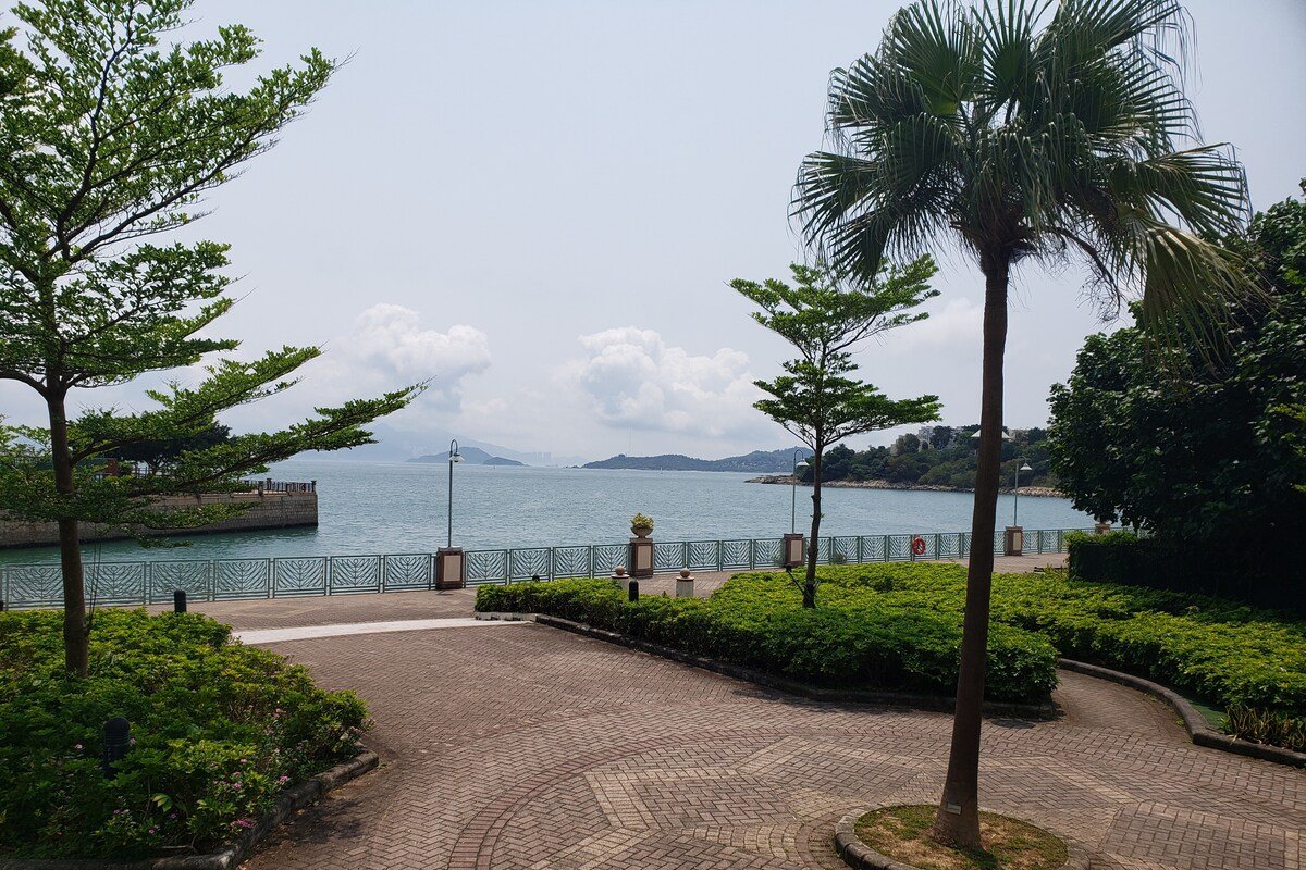 8D, Seaview Apartment gallery image 3