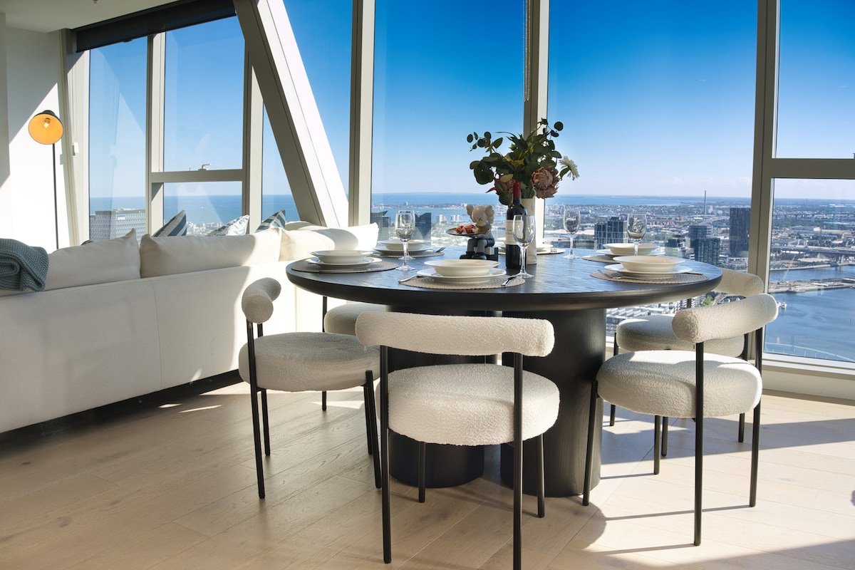 Lux and spacious 3BDRM l | Sub Pent | Ocean Views gallery image 5