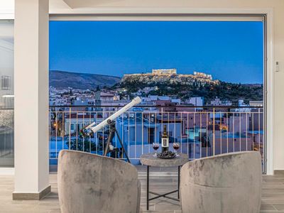 Πολυτελές διαμέρισμα με θέα Ακρόπολη στο κέντρο