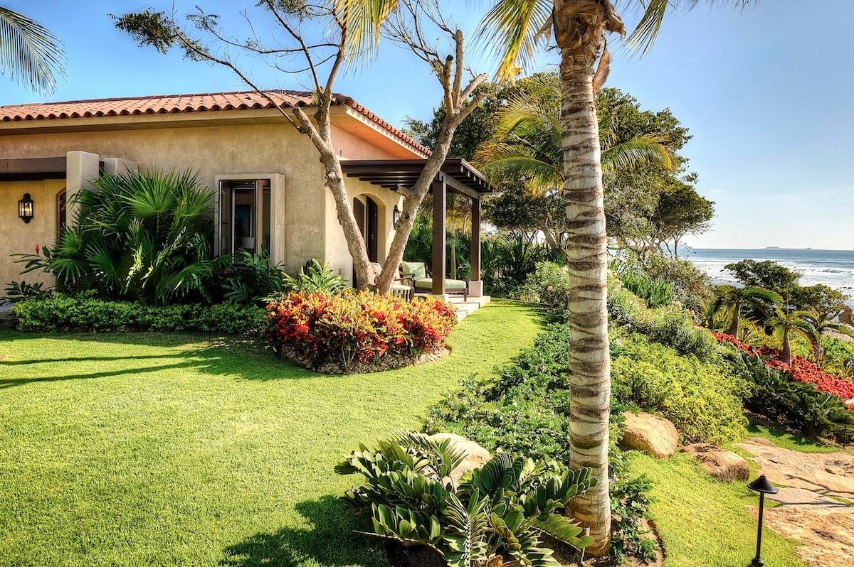 Refined Oceanfront Retreat Pool Ocean Views Staff