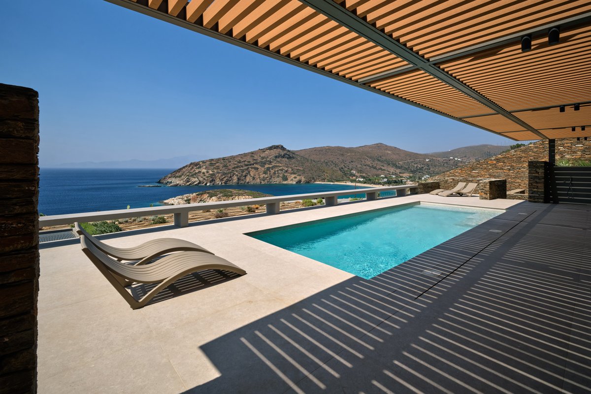 Big Blue Villas II, Andros