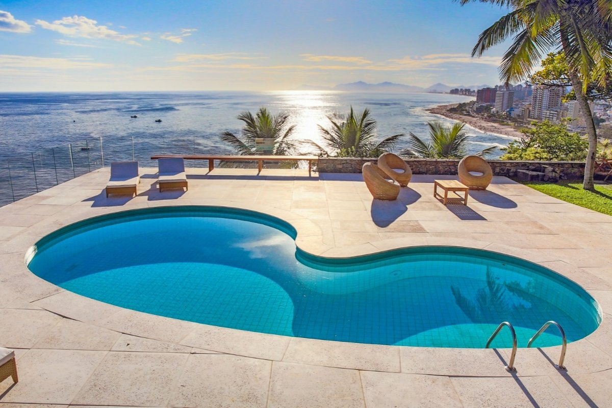 Mansão na ponta do Joá com Vista espetacular!