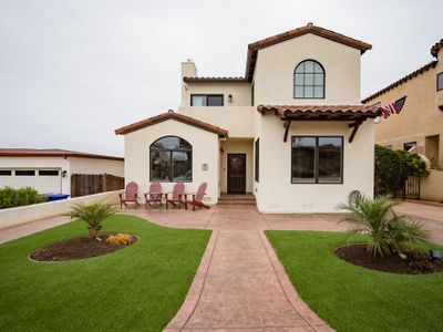 Ocean View Family Beach House; 4BR 3BA Hilltop