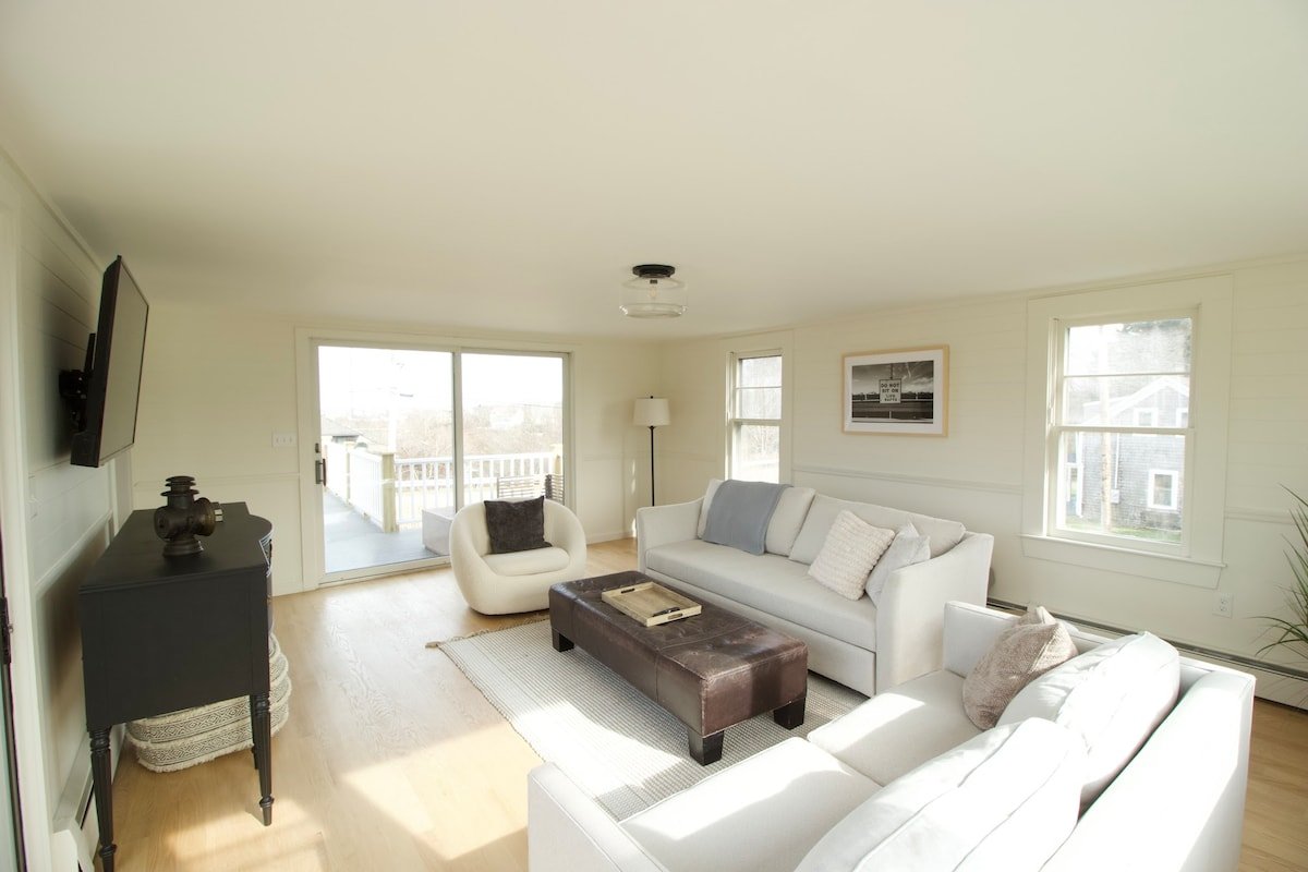 Windjammer | Luxury 5BR w/ AC gallery image 2