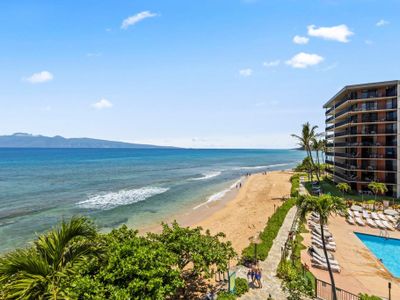 Penthouse Sweeping Ocean Views On Kaanapali Beach!