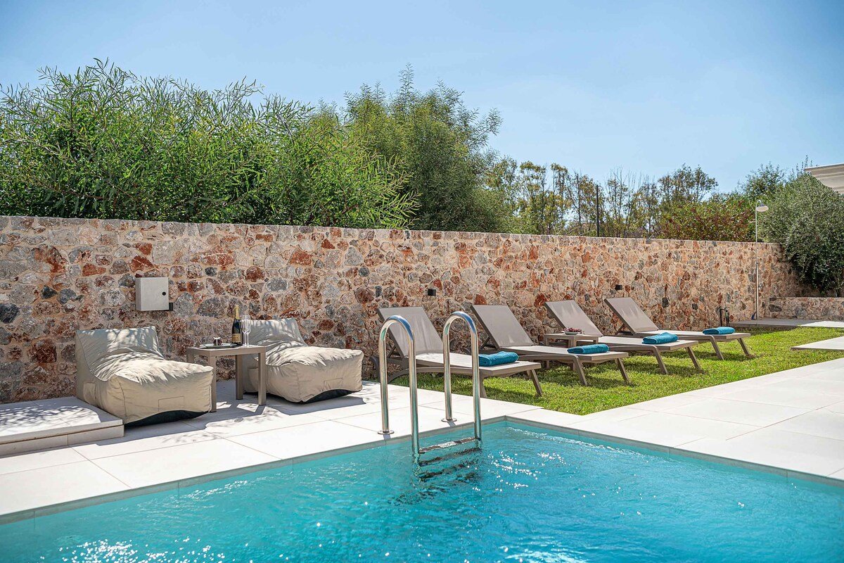 Luminus Arcus I Modern villa with a private pool! gallery image 5