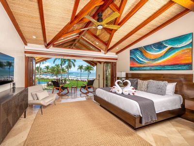 5 star luxury newly renovated villa on beachfront
