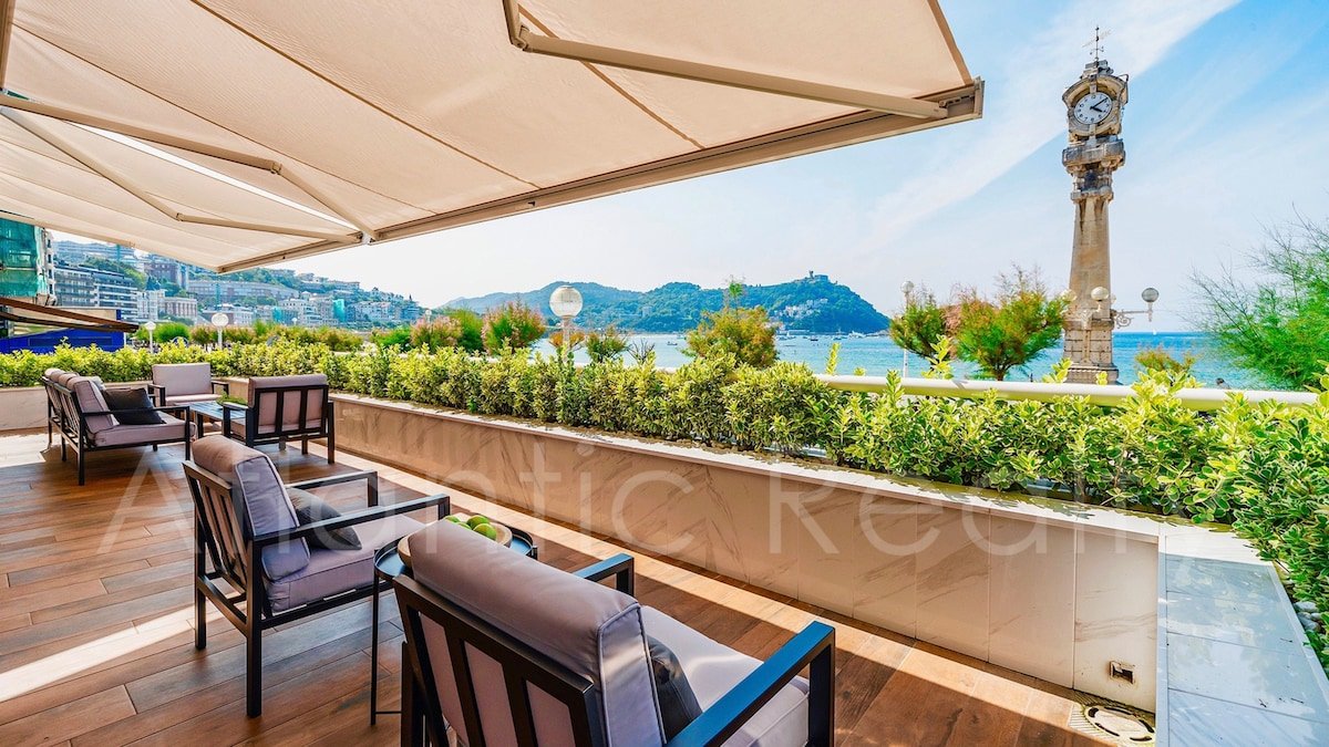 Luxury on the Beach | Atlantic Realty gallery image 2