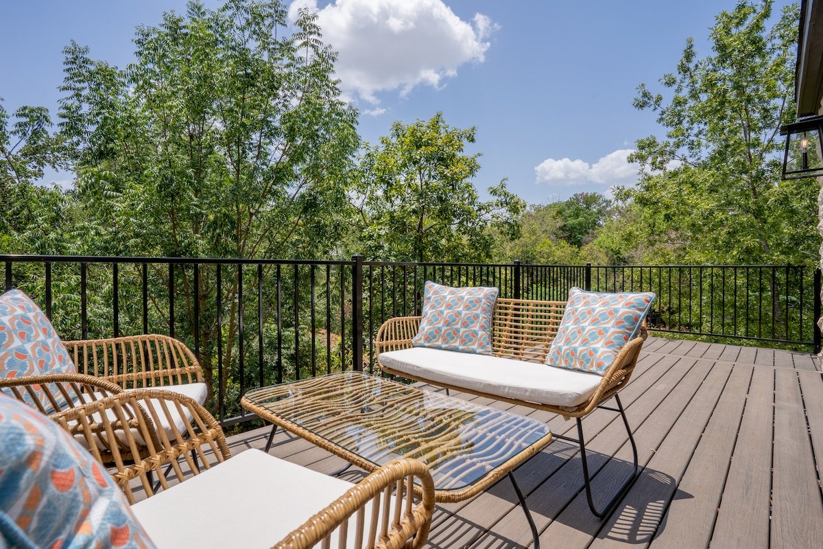 3 Houses, 1 Property! gallery image 2