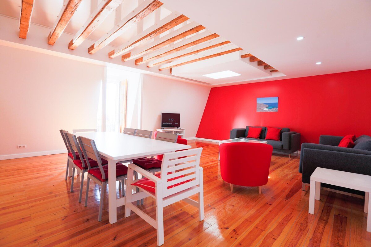 CITY CENTER SEAVIEW APARTMENT gallery image 4