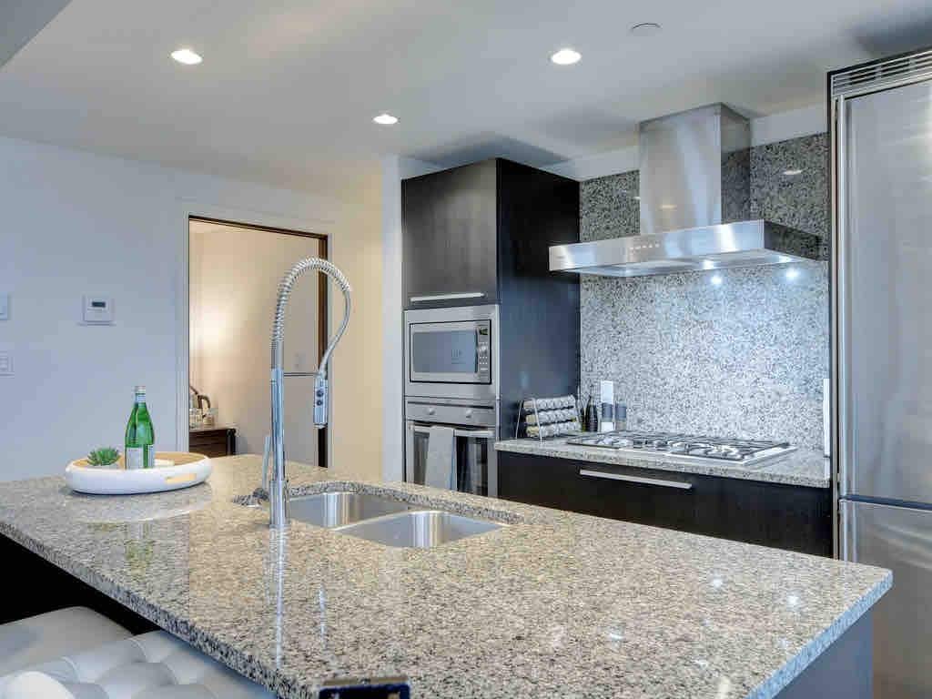 Waterfalls Hotel: Calm Waters Suite gallery image 3