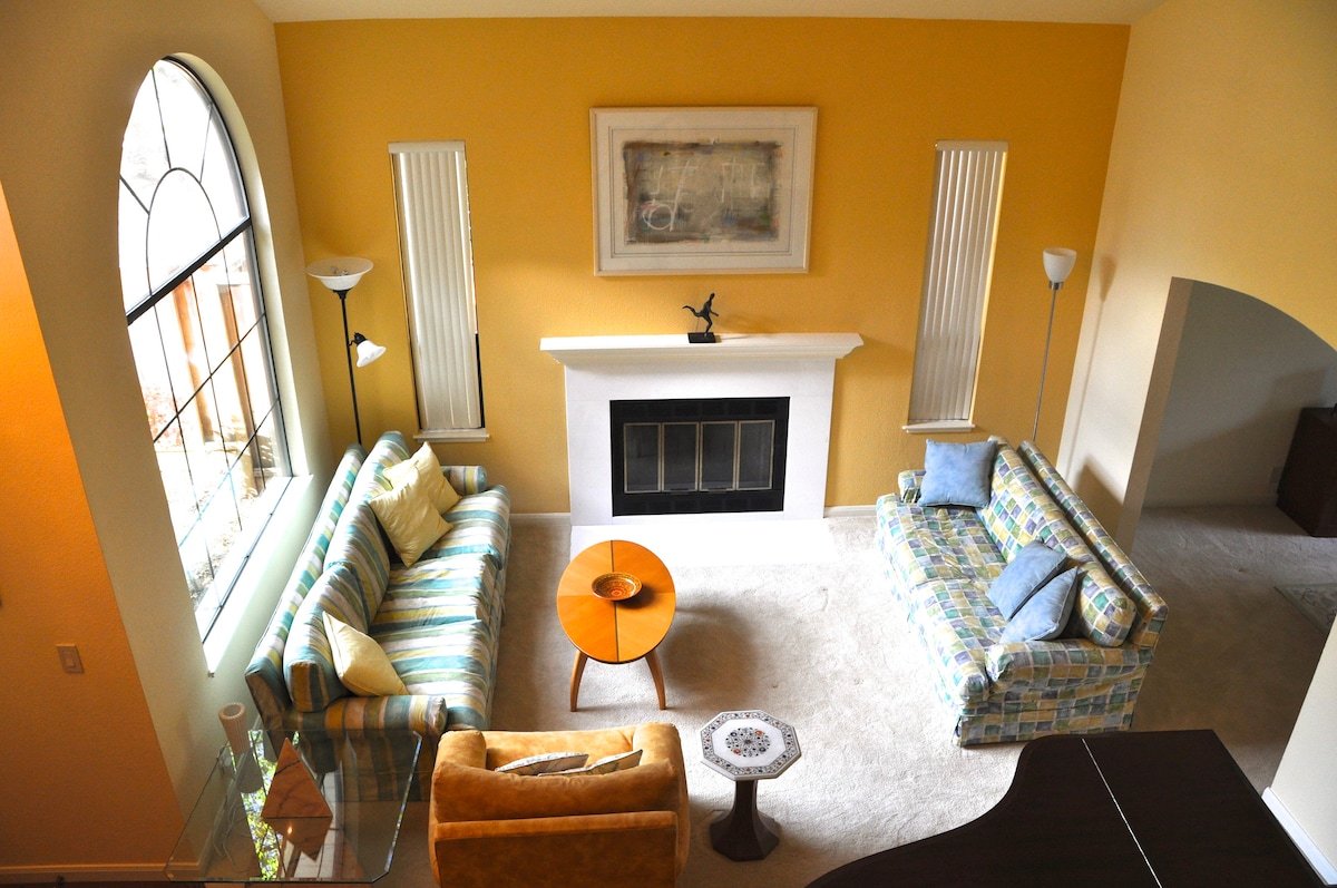 Palo Alto: Beautiful Executive 4BR gallery image 3