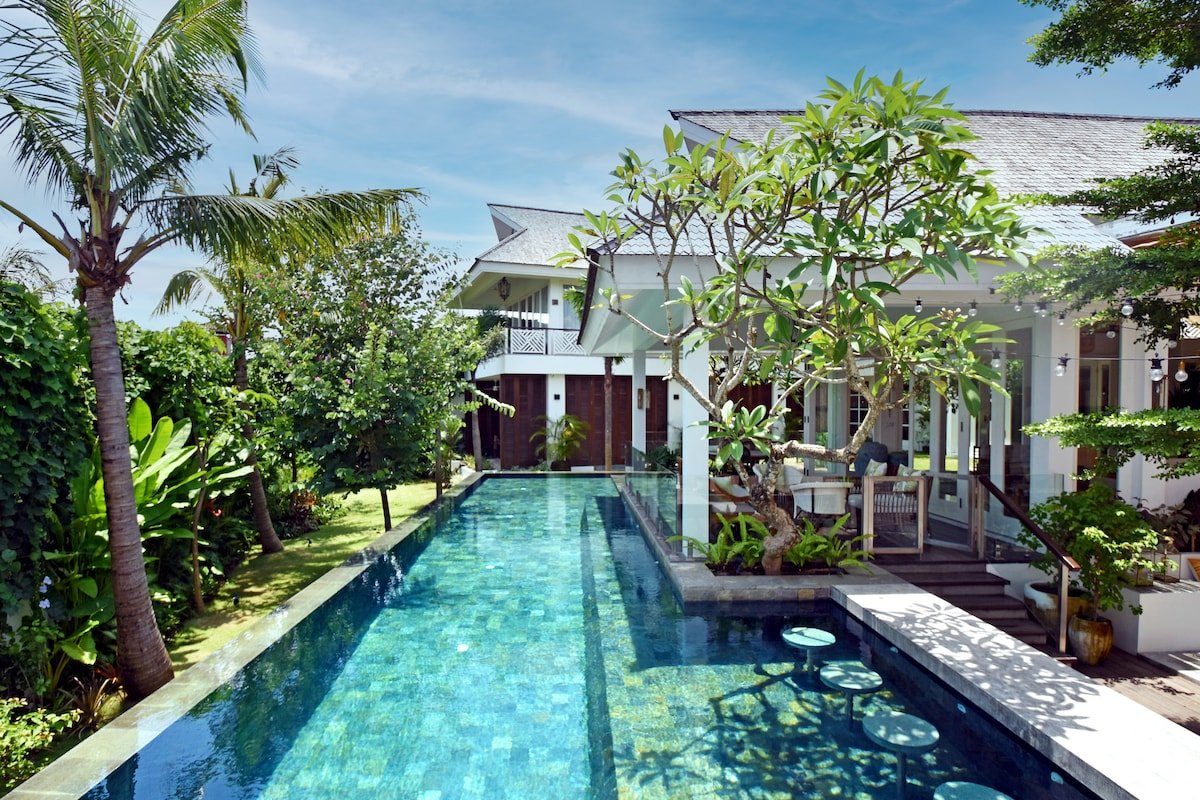 Private Resort | Restaurant, Spa, Nannies & Events