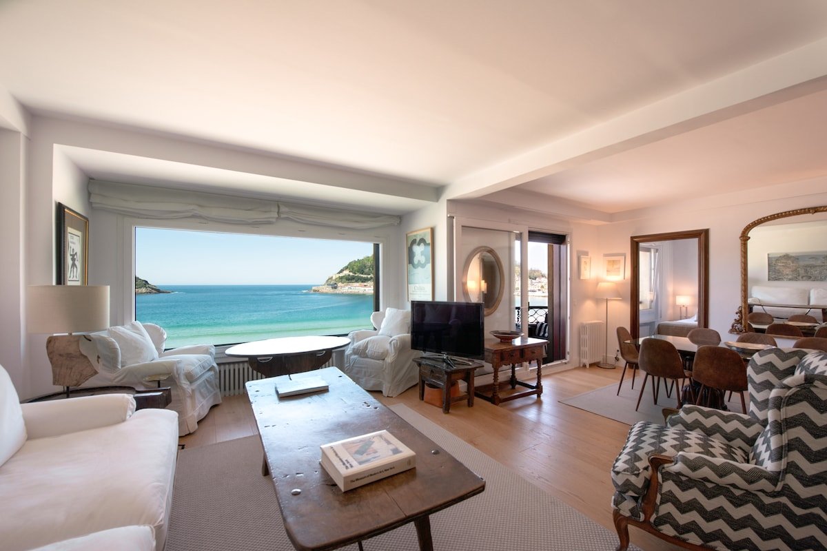 ¡Las mejores vistas a la Bahía de la Concha! gallery image 3