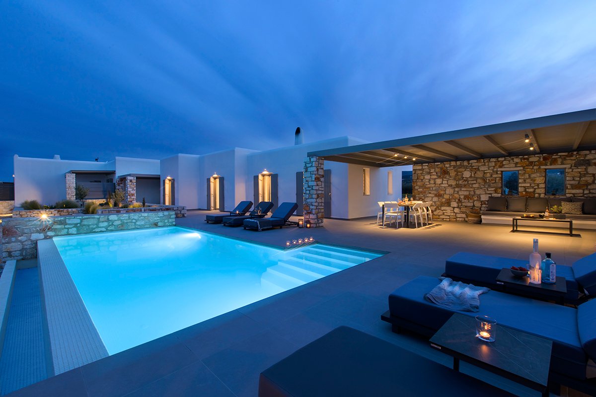 IL SOGNO VILLA 3 PAROS private swimming pool