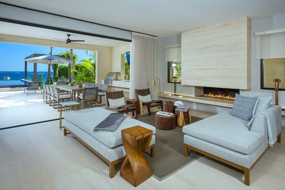 Beach Front Villa Marena 5BR gallery image 3