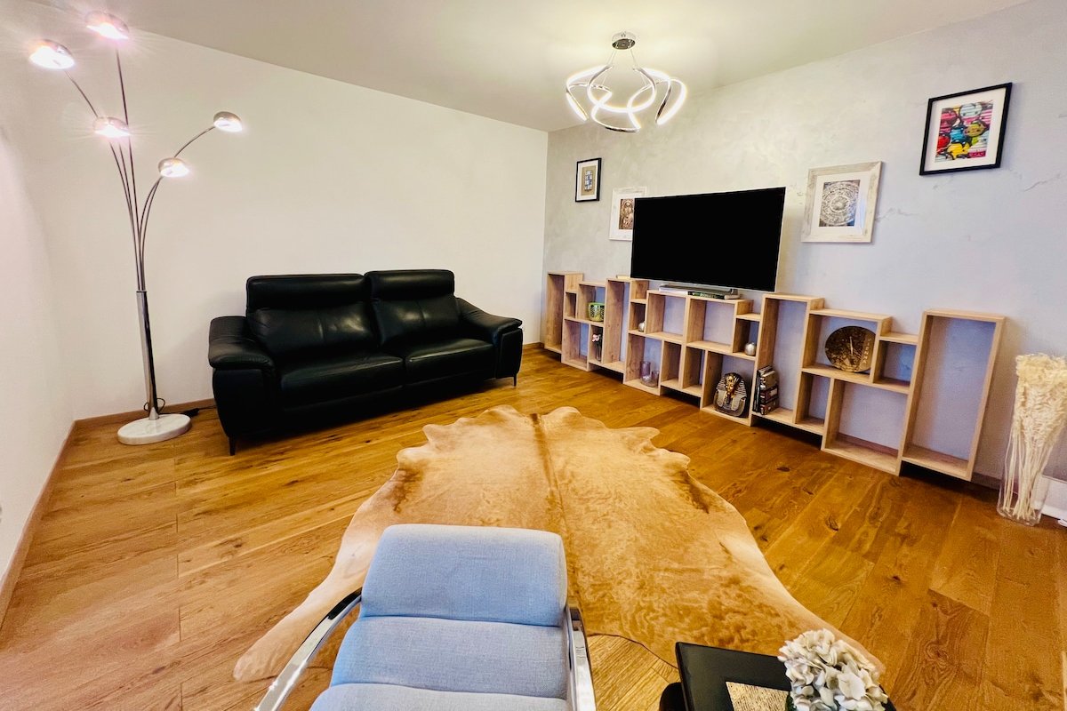 Urlaub an der Donau II gallery image 2