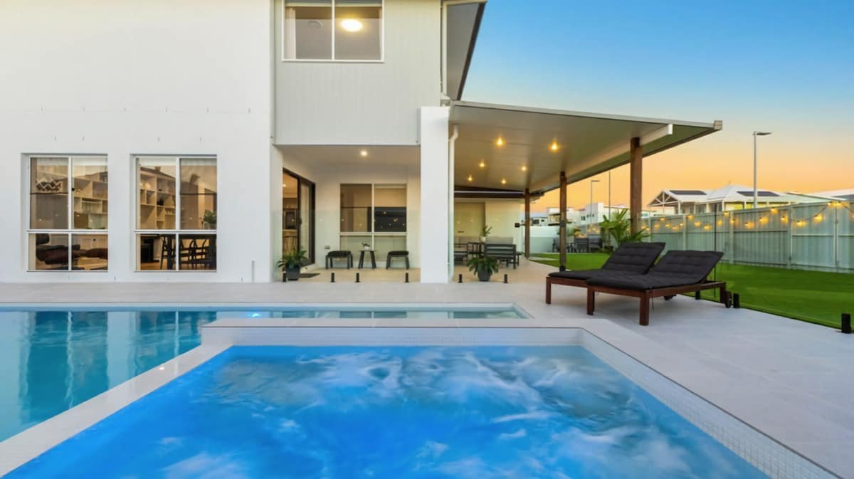 Putt Putt – Pool Slide – 100m to Beach gallery image 5