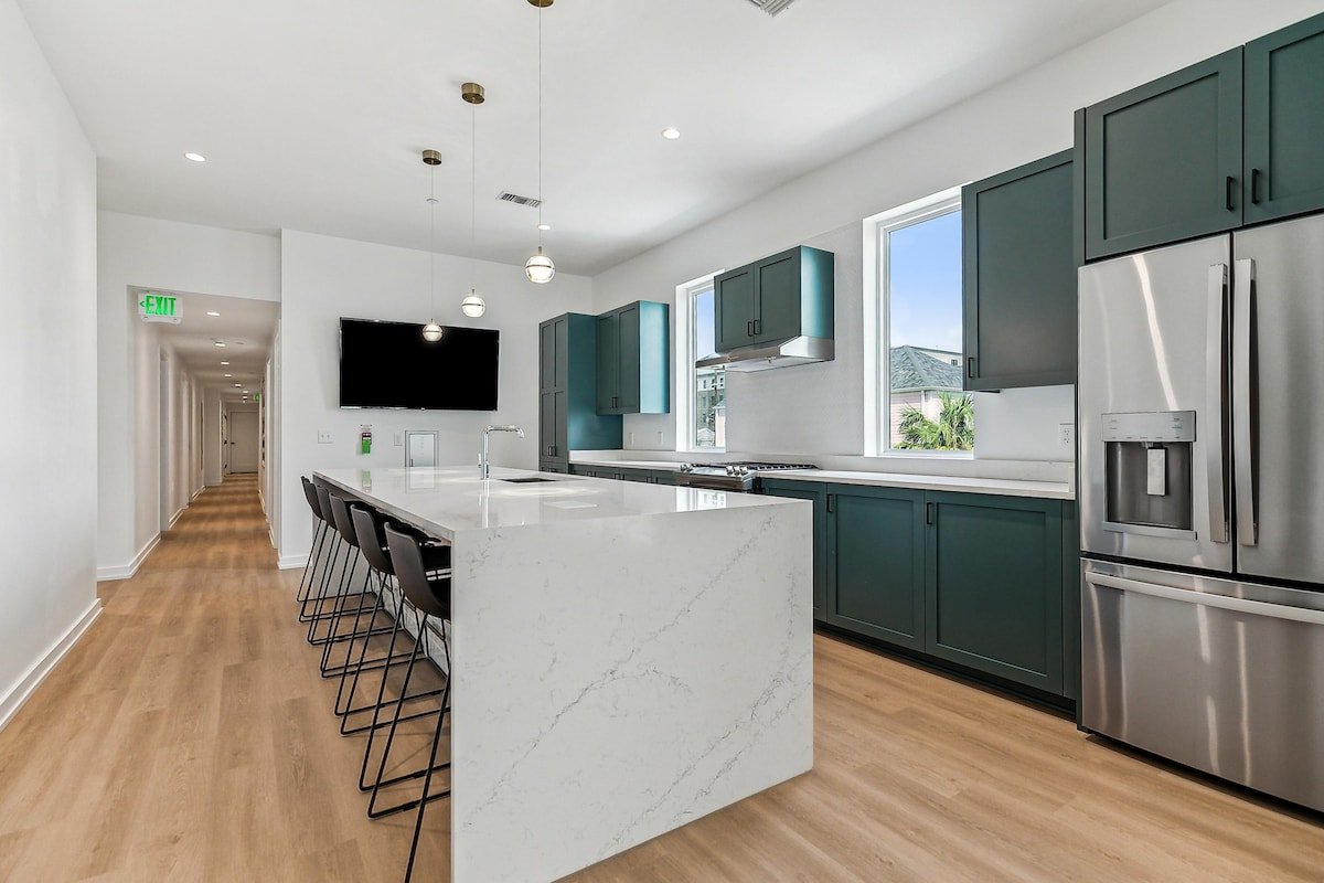 The Revelry | Music City | 9 bed 5 bath w/Htd Pool gallery image 4