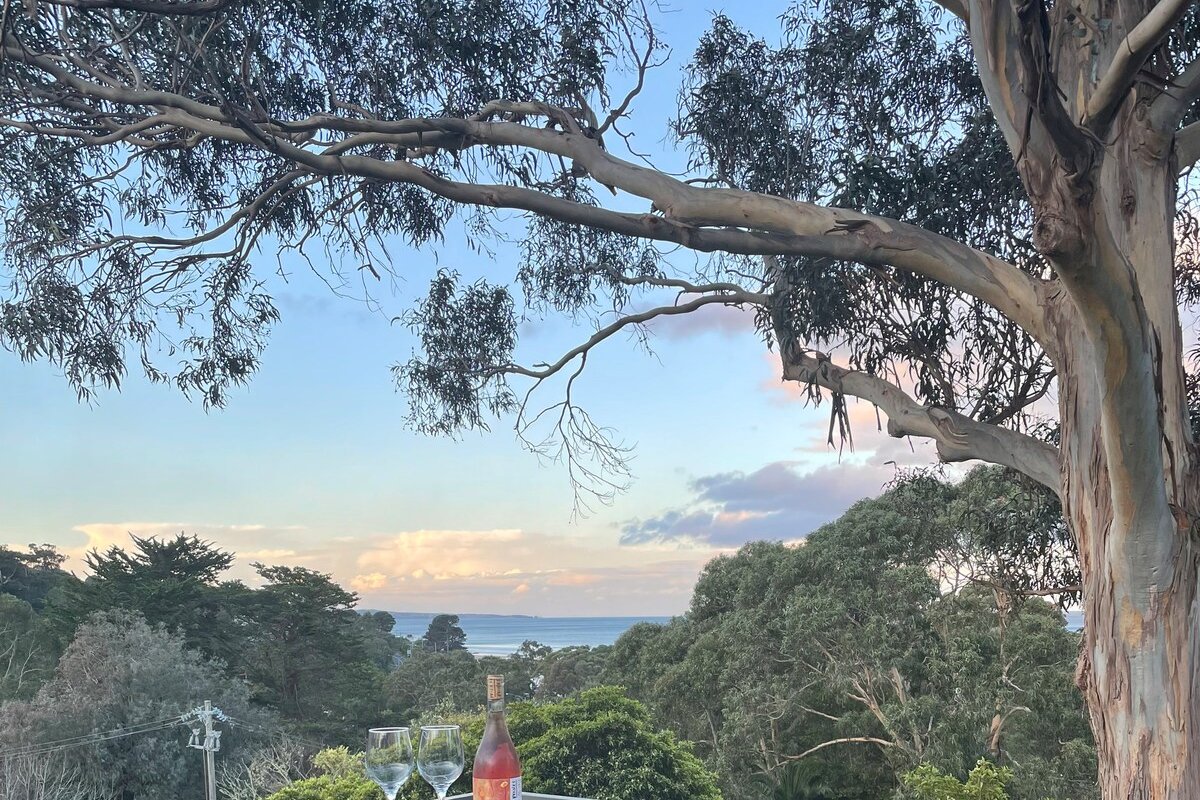 Wave House Two gallery image 3