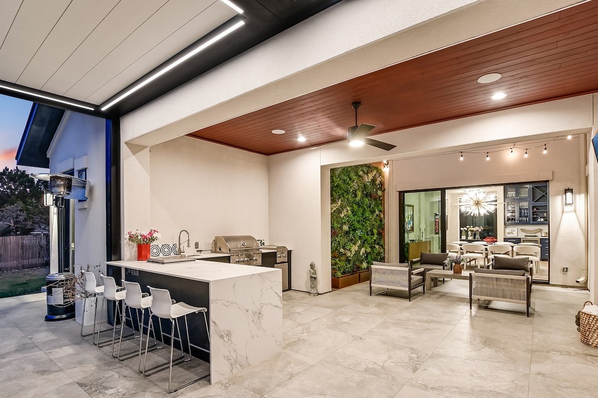 Above Collectic I Pool&Spa | Game Room I Long-term gallery image 5