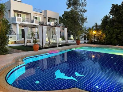 Big private pool ★Close to the beach★ Sea view