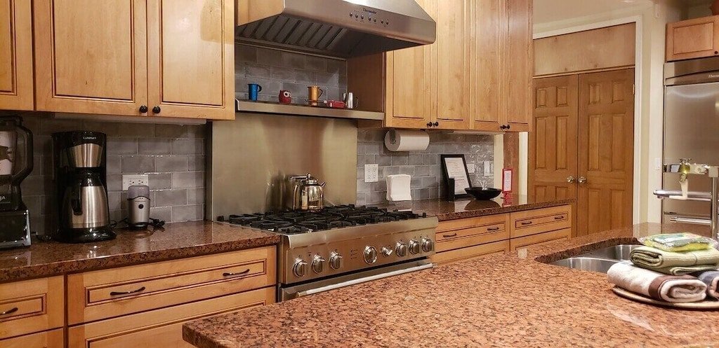 Magic Factory Loft 2East 4 Bd/3 Ba Families Groups gallery image 5