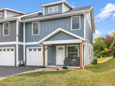 White Pine & Red Bud Buyout by AvantStay | 16Occ