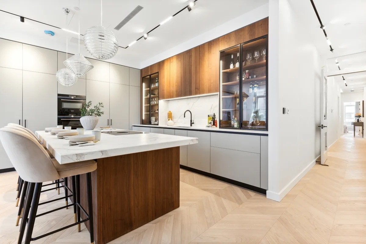 West end Deluxe flat N.2