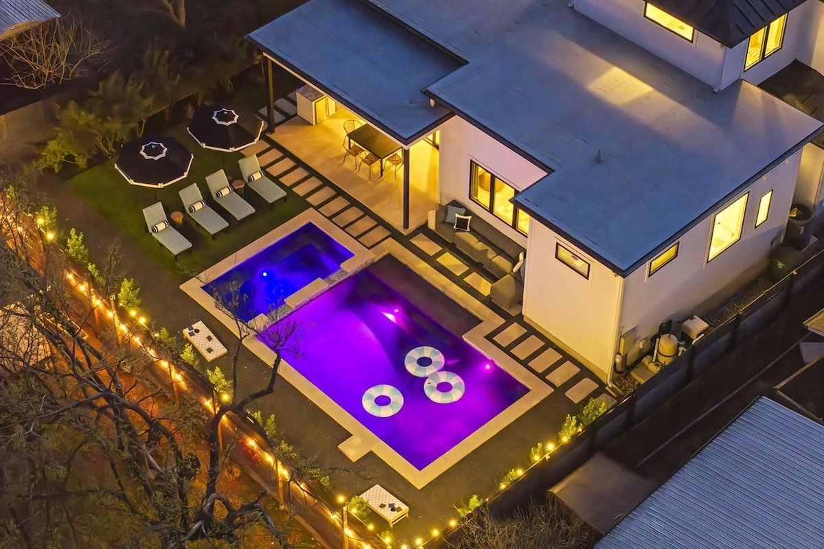 Estrella Azul: LUXE Pool | Spa ~ Perfect Location gallery image 2