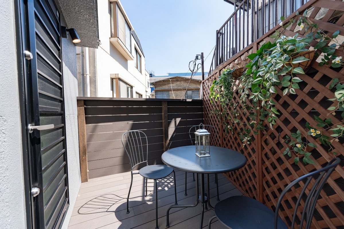 165㎡貸切|新宿電車10分|駅歩き5分|3寝室|巨大プレイルーム|2シャワー&バスタブ|3お手洗い gallery image 4