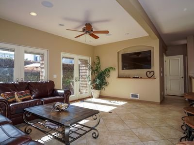 Amazing Luxurious Beach Retreat, Sleeps 10 gallery image 5