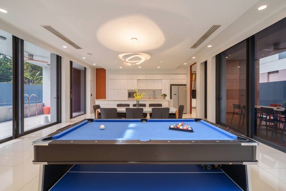 Premium Ekkamai Villa w/ Pool & Home Theatre gallery image 5