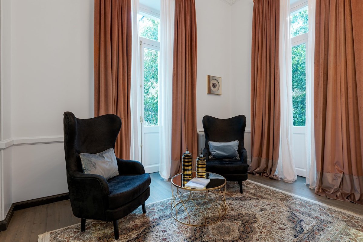 Presidential Suite – 2 Mazi Suites gallery image 5