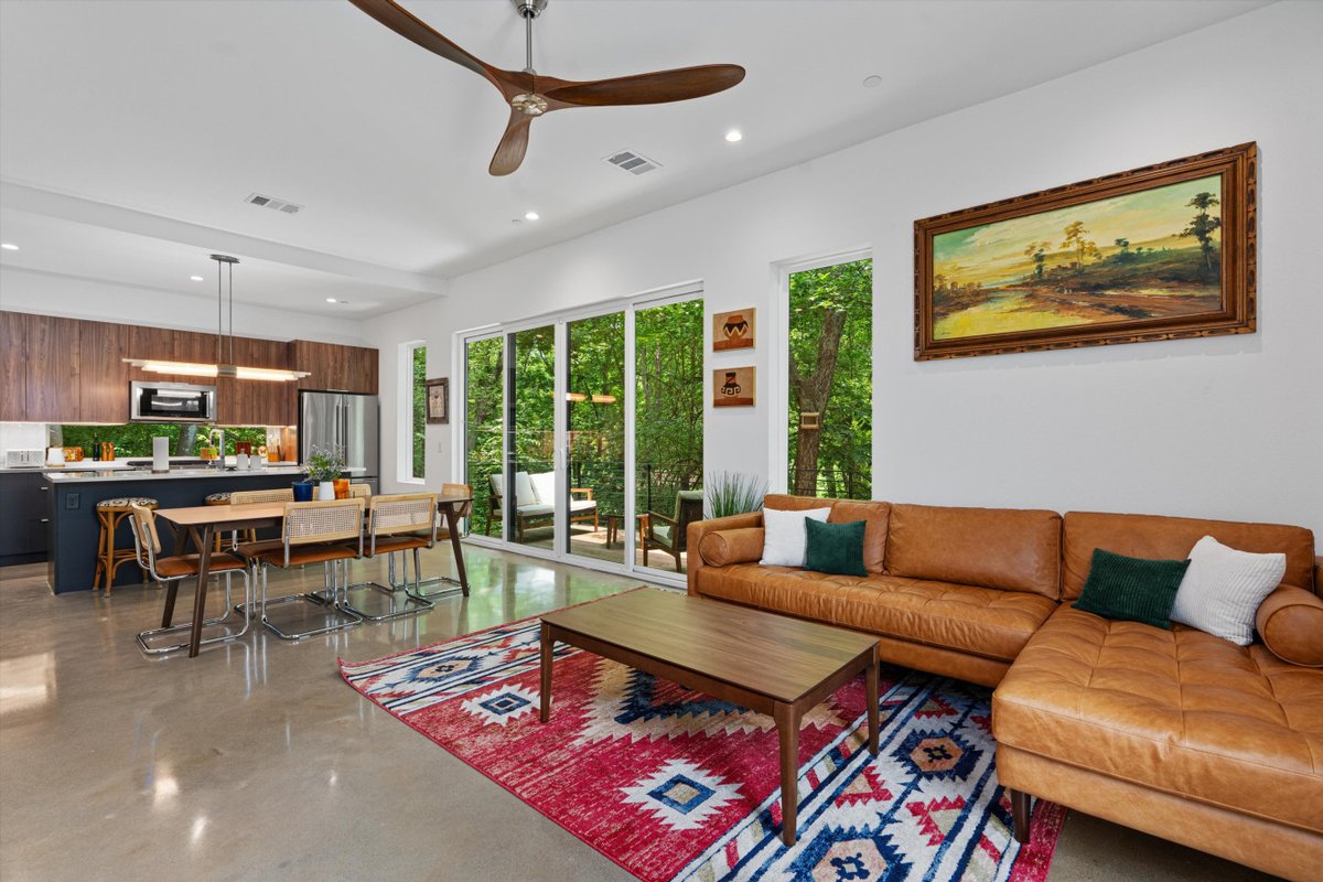 East Side Wellness Oasis: 4BR Retreat