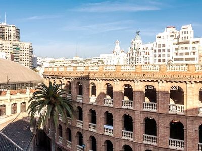 Sunny Central – Plaza de Toros