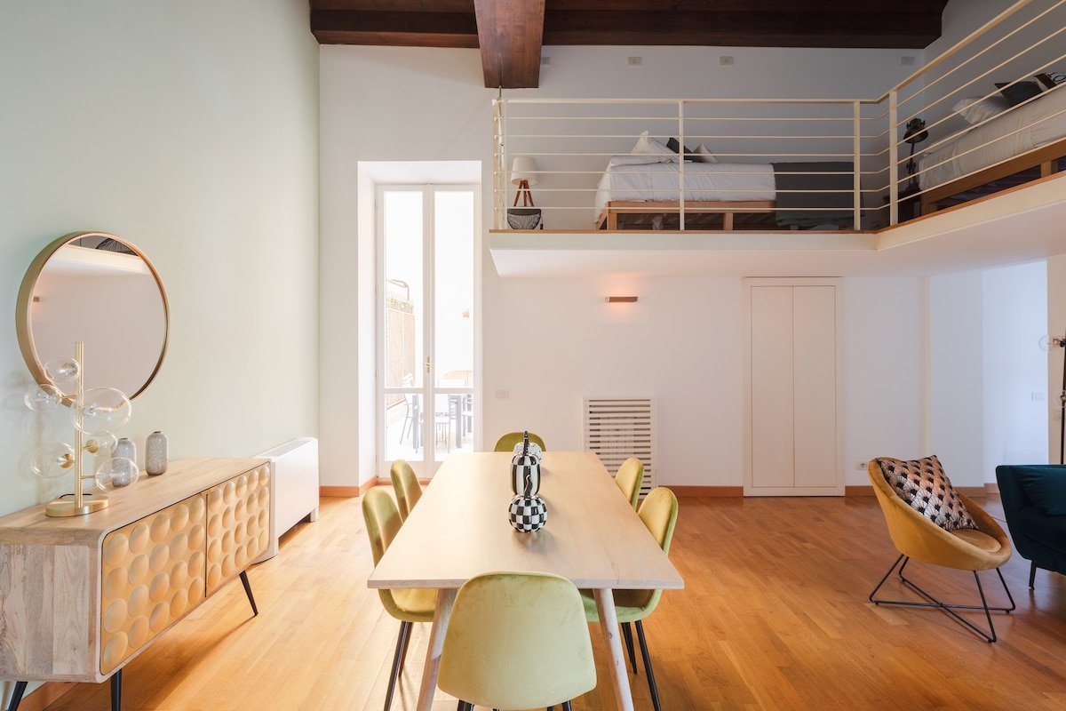 Elegant apartment with patio at Piazza Navona gallery image 3