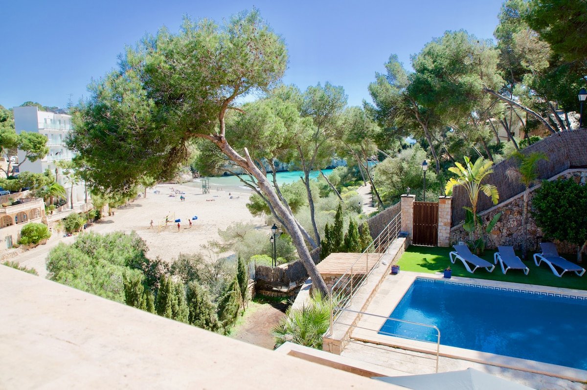 CASA CALA SANTAYI , ACCESO PRIVADO A LA PLAYA gallery image 5