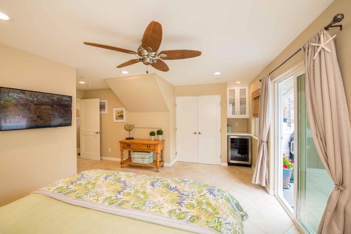 Steps to Ocean, N. Mission Beach, Bay, 3br/3ba gallery image 5