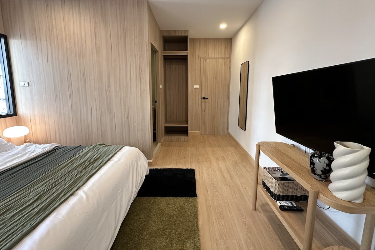 3 Bed 3 Bath / 1 min walk to Metro Asoke / S18 gallery image 5