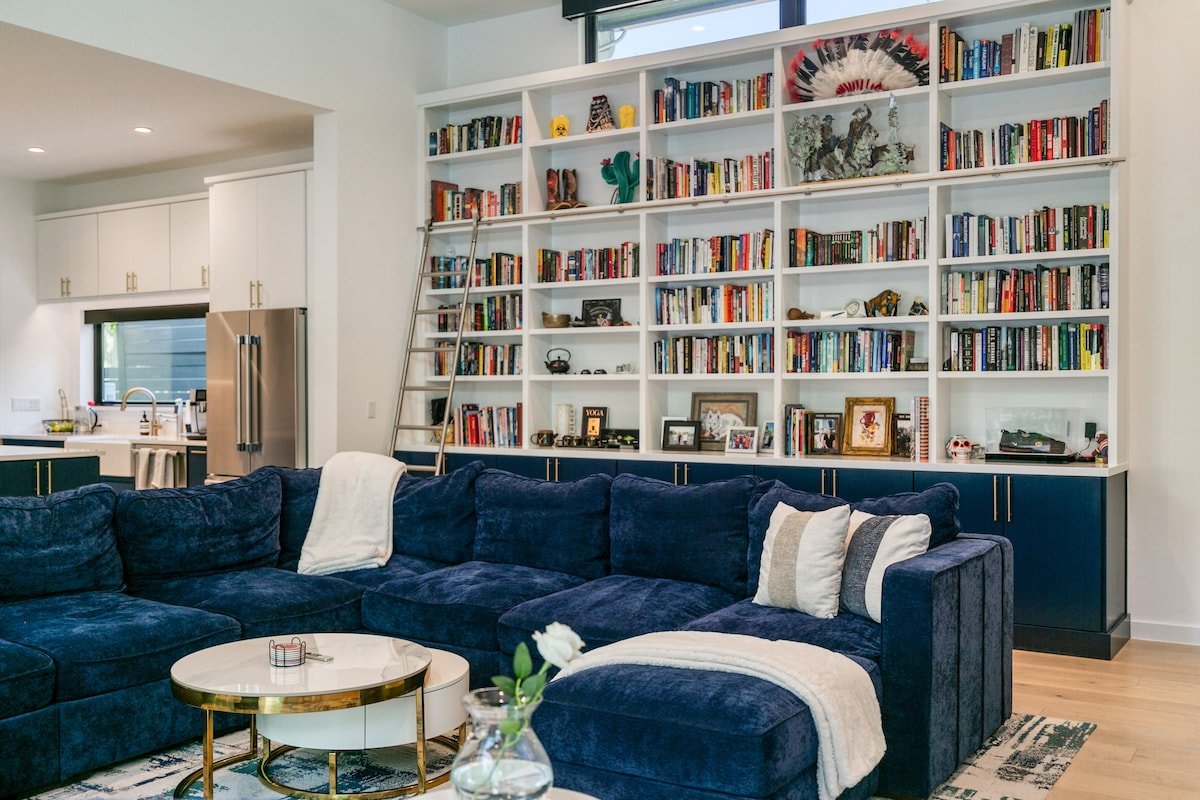 Wellness Dream Home: Sauna, Pool, Gym, Hot Tub gallery image 4