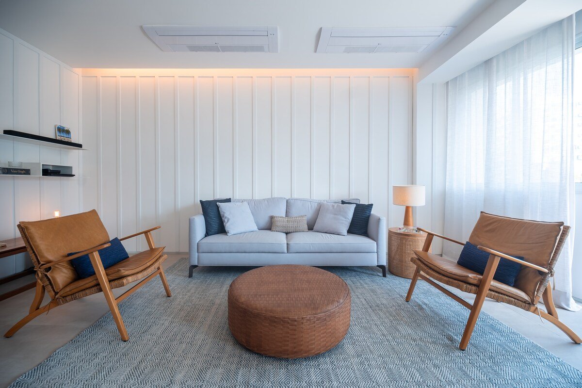 Leblon | 3BR, Renovated, Balcony & Perfect Kitchen gallery image 4