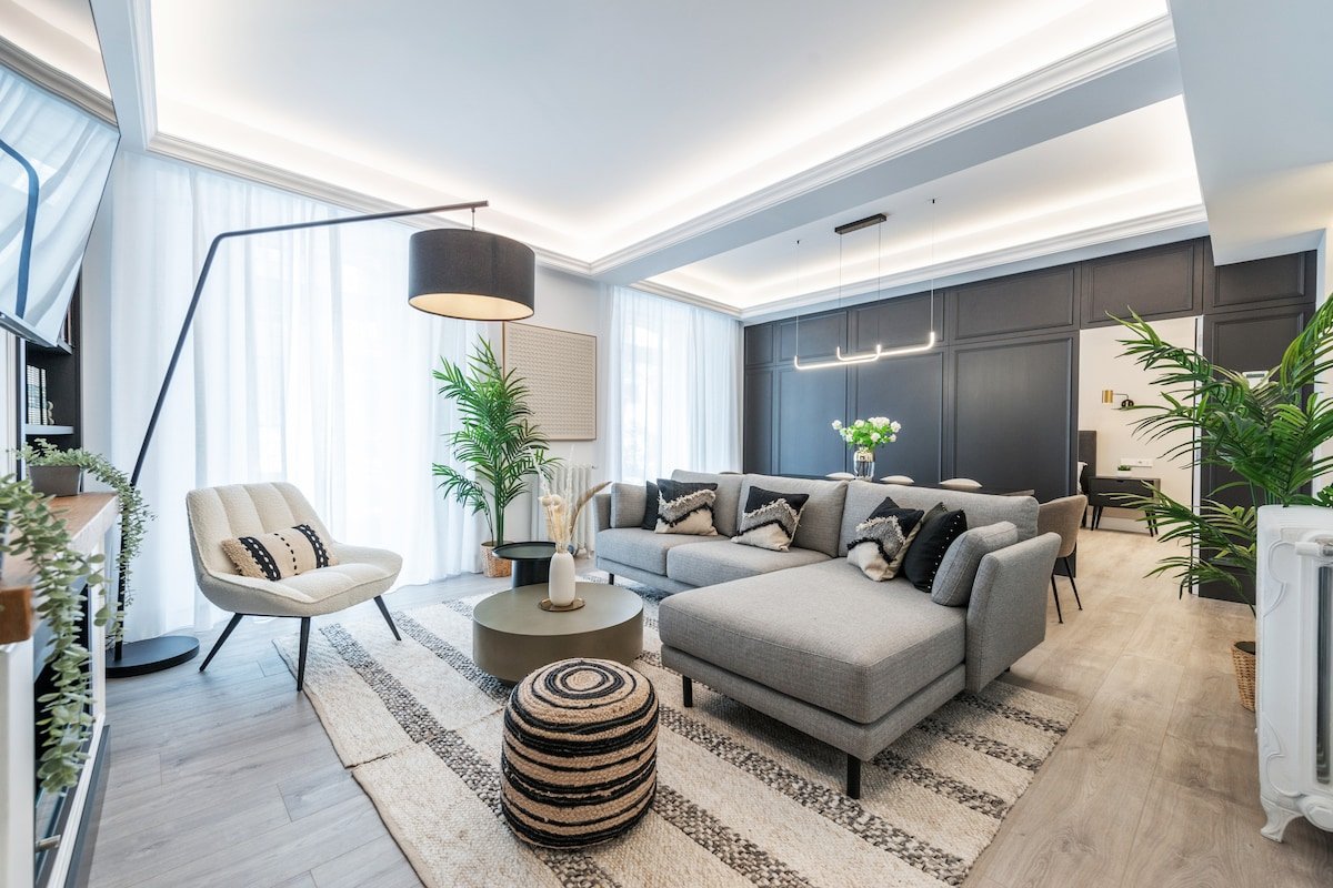 Super Chic Design Luxury Flat Chueca gallery image 2