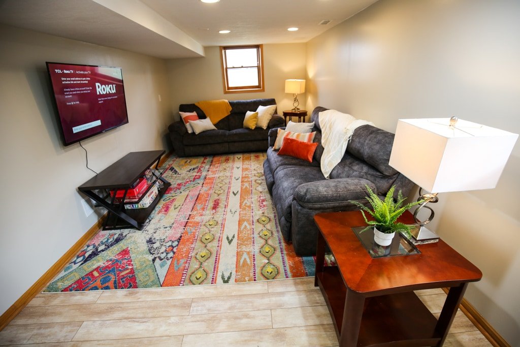 Spacious 5BR3BA home in NE Arts District gallery image 5