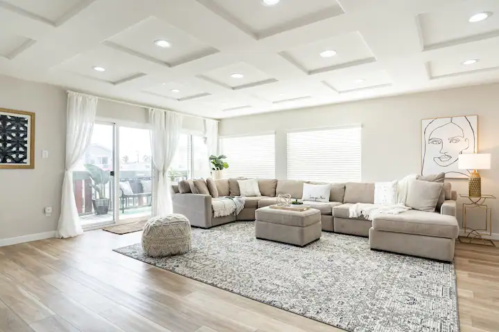 1 Block to Sand Contemporary 5BR Triplex