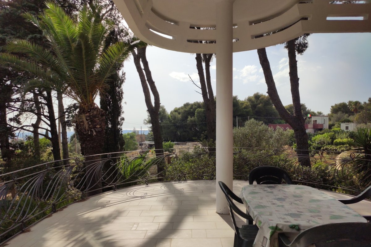 Villa Muia-Appartamento con ampio terrazzo