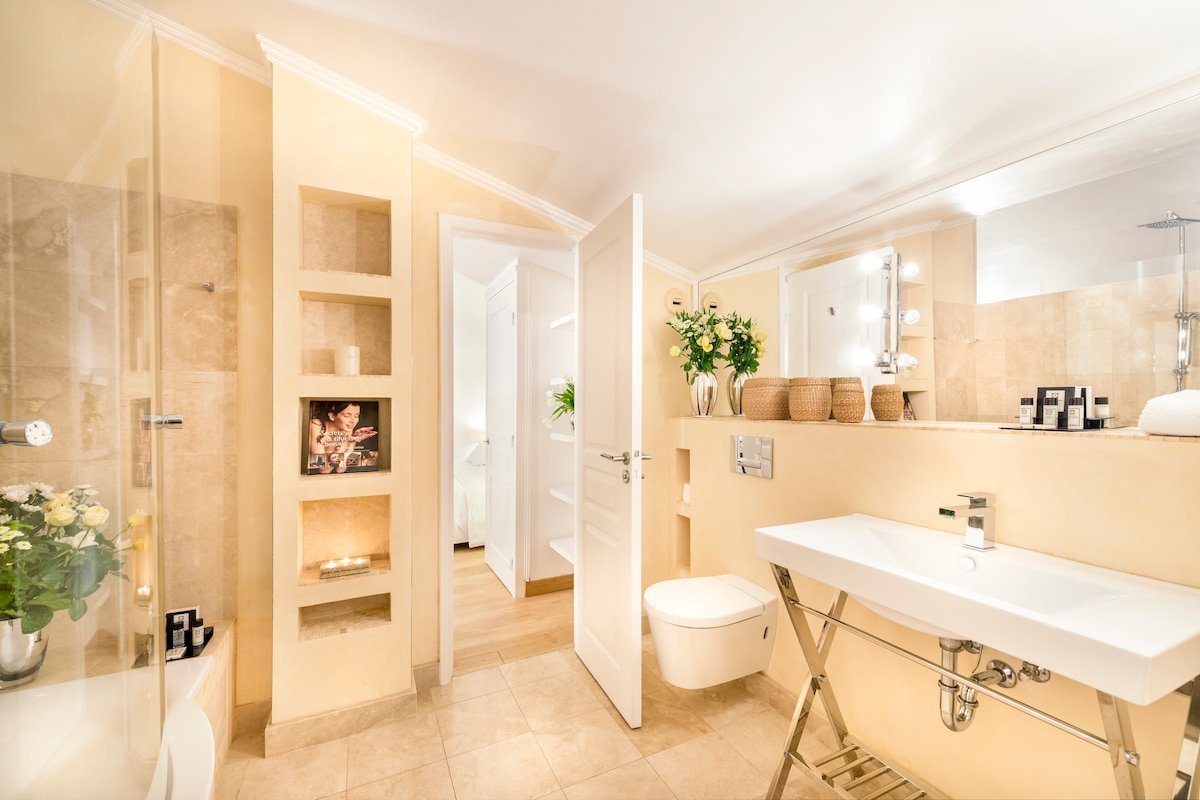 Villa Monaco | Luxury living minutes from Monaco gallery image 3