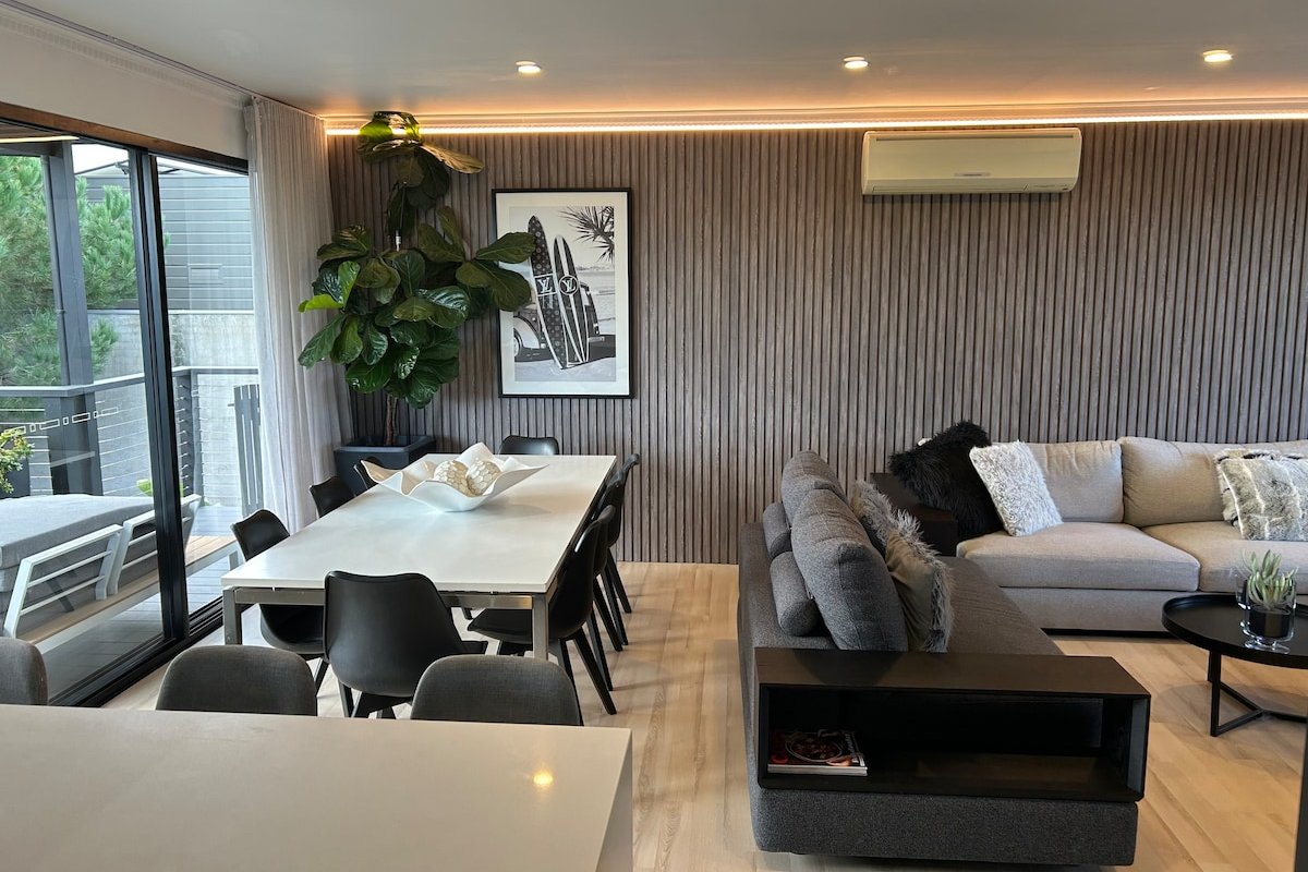 LOCATION LOCATION TO OCEAN GROVE MAIN BEACH gallery image 5