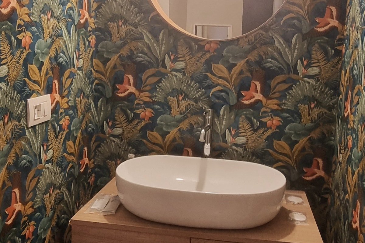 DOWNTOWN***** Erculea DUOMO ~ REAL MILANO gallery image 5